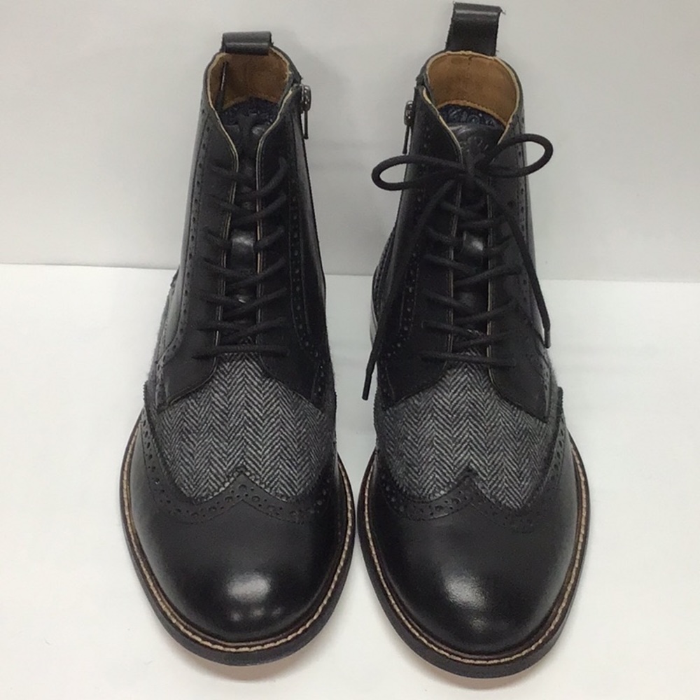 Thomas & Vine NWOT Black leather lace-up wing tip ankle boots Size 8